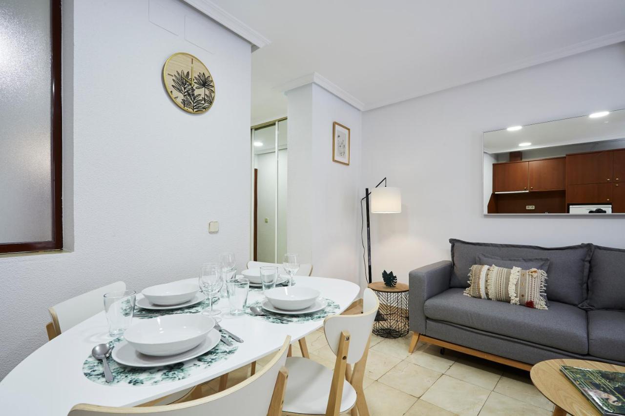 Leeways Apartment I In Gran Via Madrid Exteriör bild